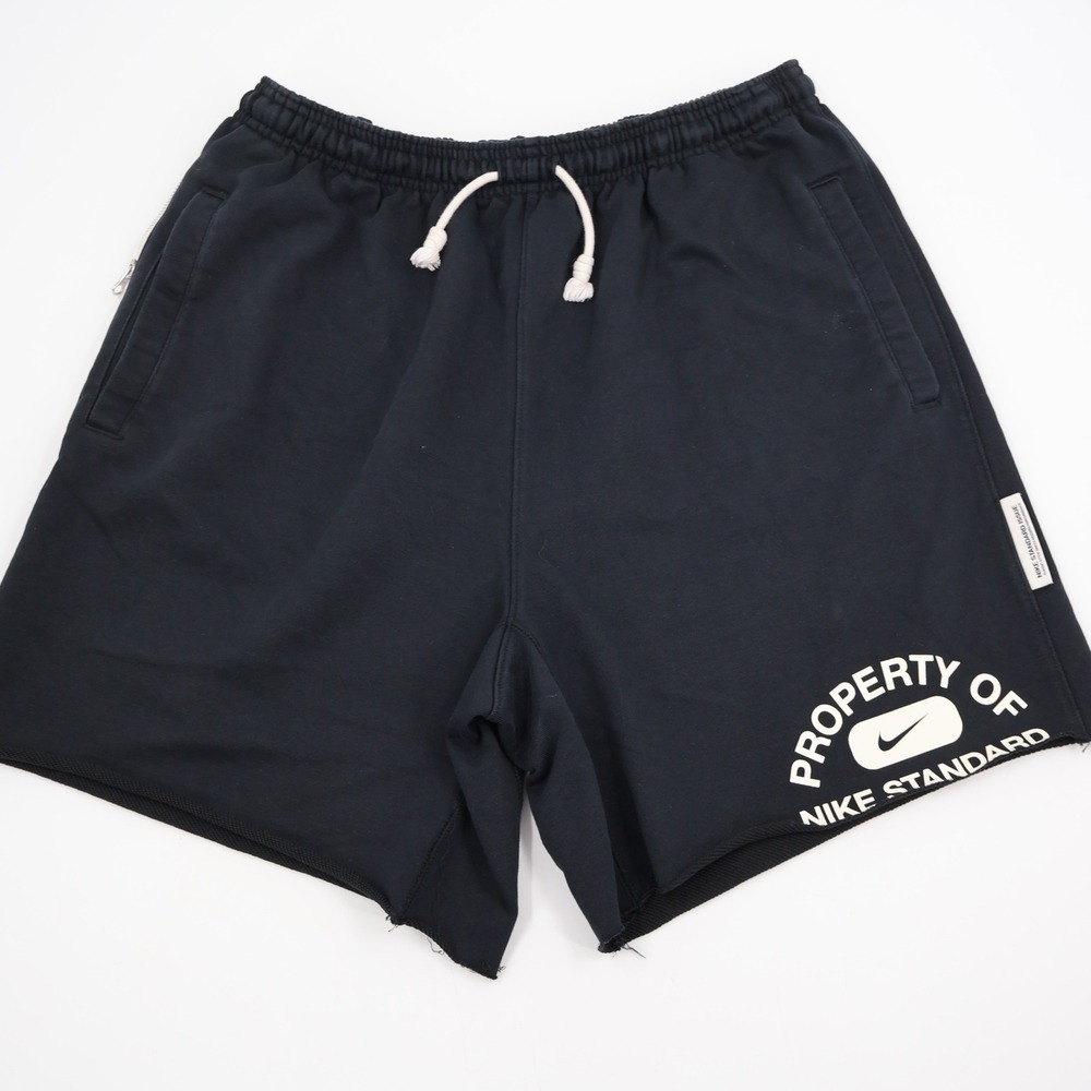 Nike Standard Issue Shorts Mens L Black Dri-FIT Property Of Graphic DD5040-010